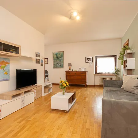 Casa Gallieno Nel Cuore Di Apartment *