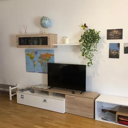 Casa Gallieno Nel Cuore Di Apartment *